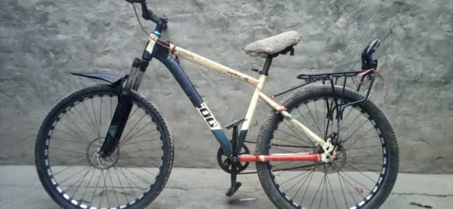 MAIGOO  26 INCH  MTB BICYCLE with Disc brakes and shookers in jahanian