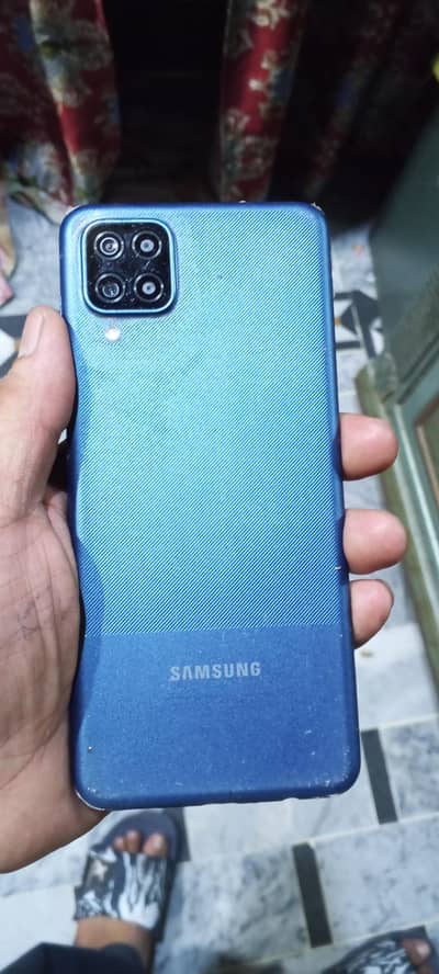Samsung a12
