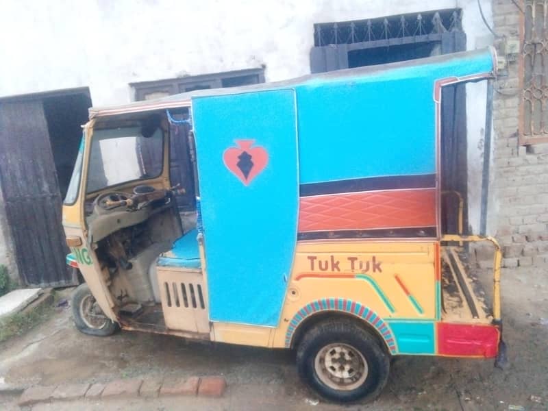 Tuck Tuck Rickshaw 4