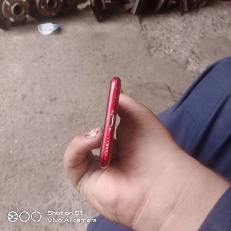 Apple iPhone SE 3 2