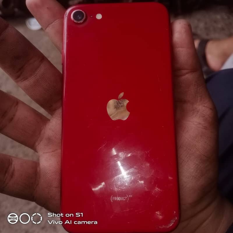 Apple iPhone SE 3 3