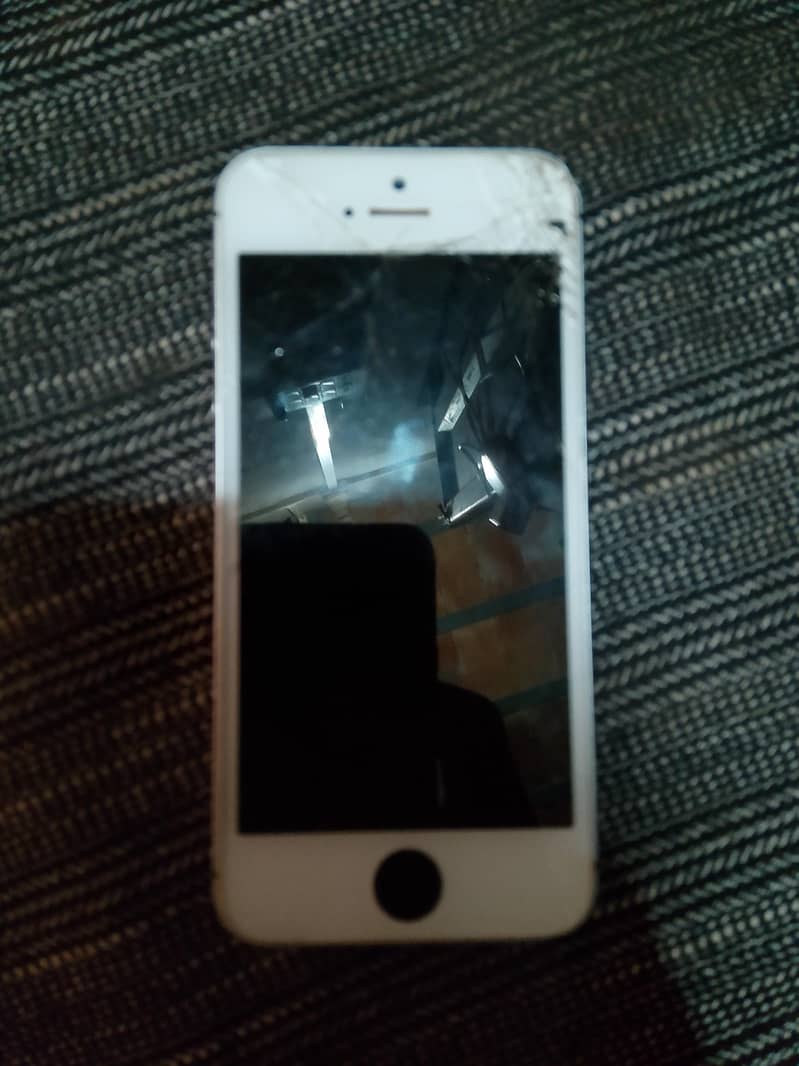 Apple iPhone SE 0
