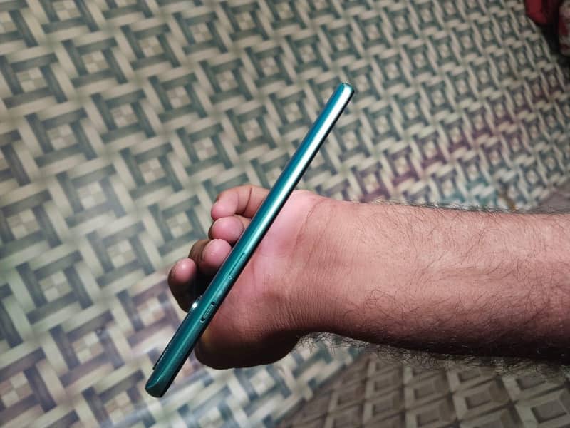 One Plus 8T 4