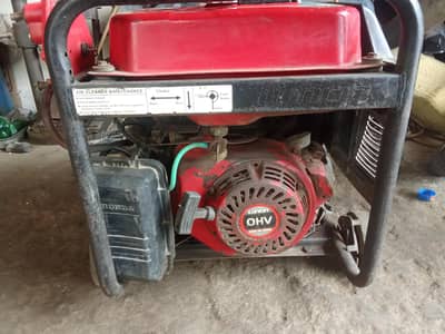 3 kv generator patrol+gas dono py Chalo hea zabardast ranig halat men.