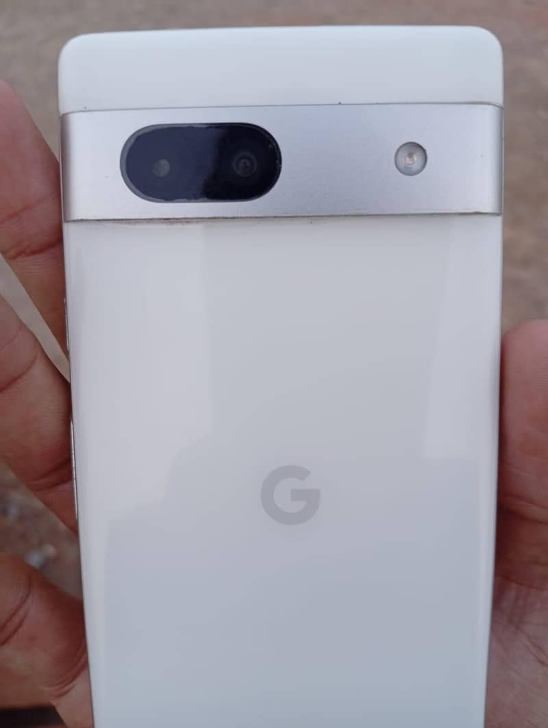 Google Pixel 7a 2