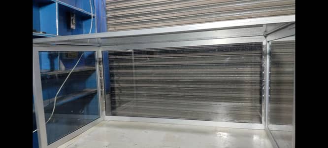 aluminium glass frame counter