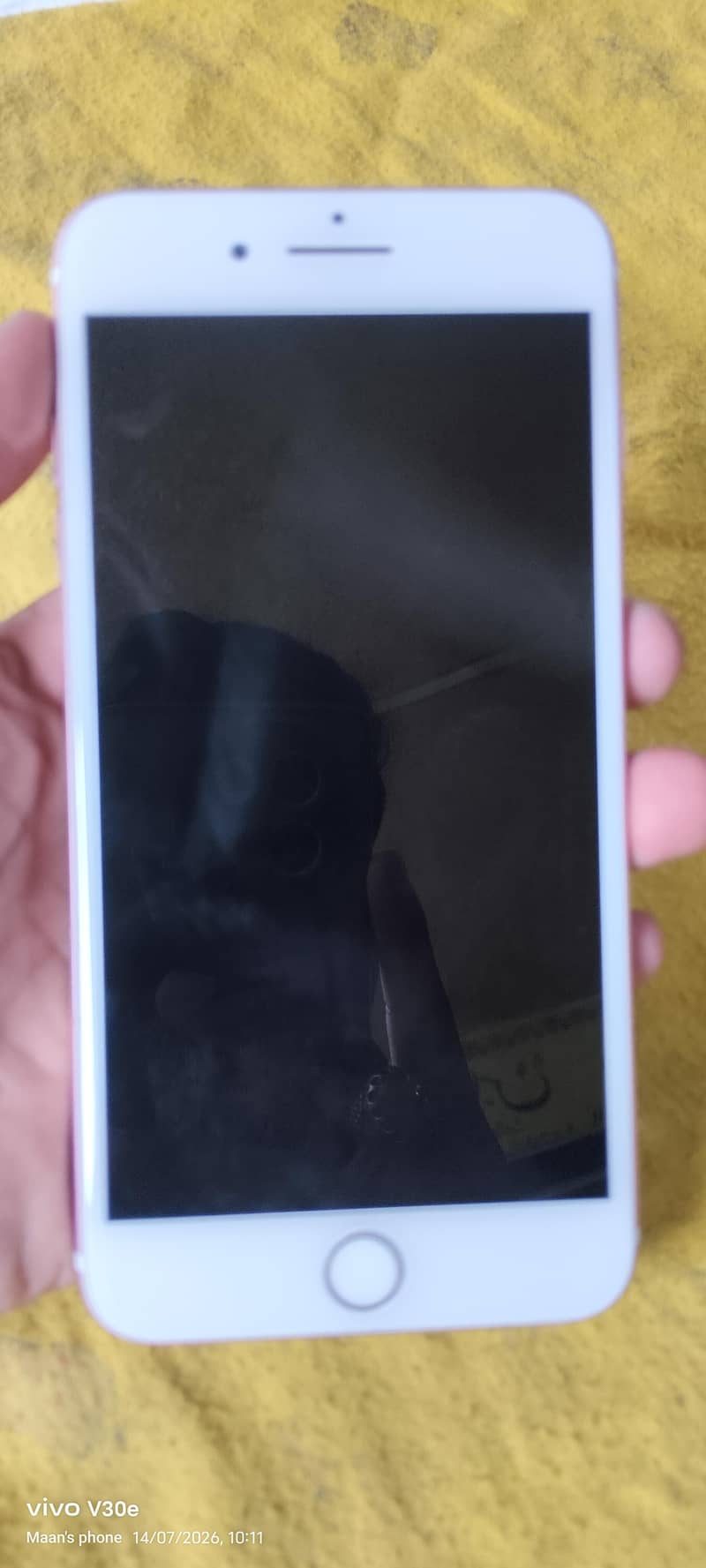 Apple iPhone 7 Plus 1