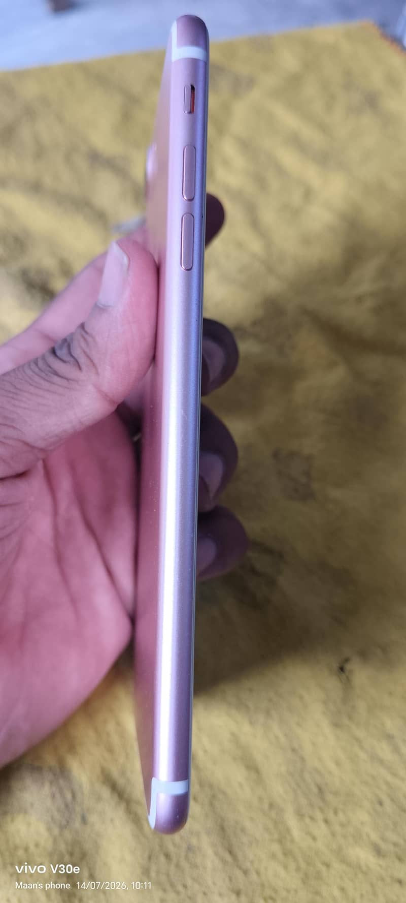 Apple iPhone 7 Plus 2