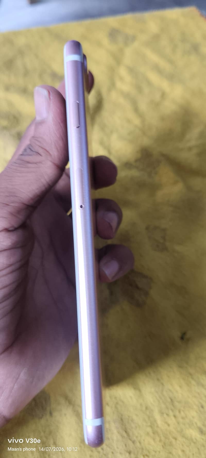 Apple iPhone 7 Plus 3