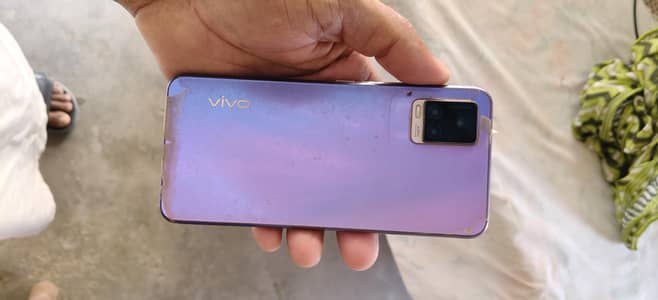 Vivo V20