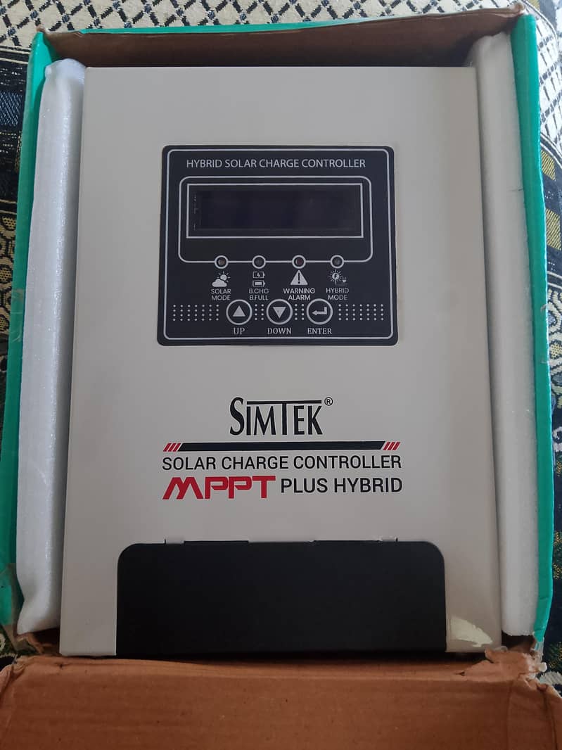 SIMTEK SOLAR CHARGE CONTROLLER 0