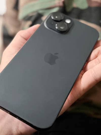 Apple iPhone 15