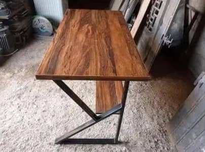 computer Table and chair - Excellent condition