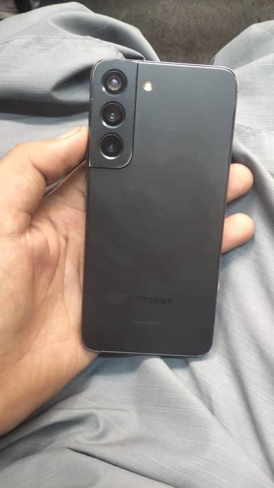 Samsung Mobile S22