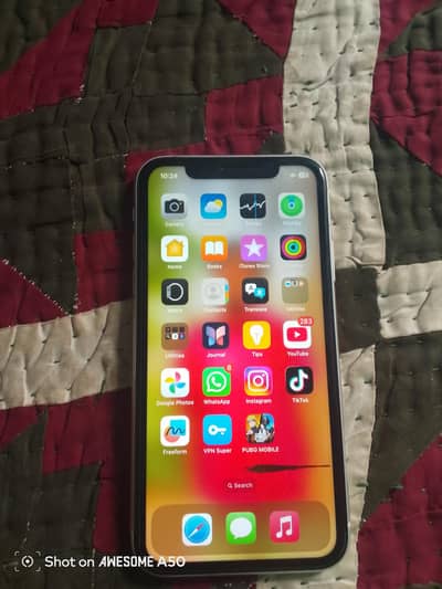 Apple iPhone XR