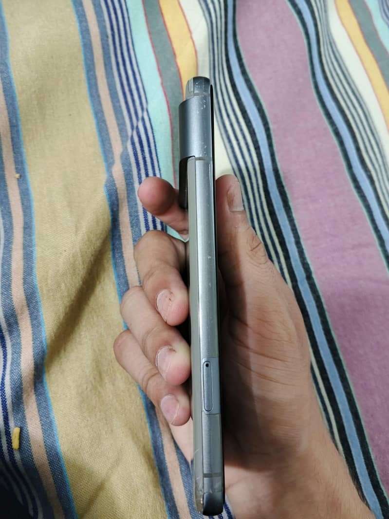 Google Pixel 8 2