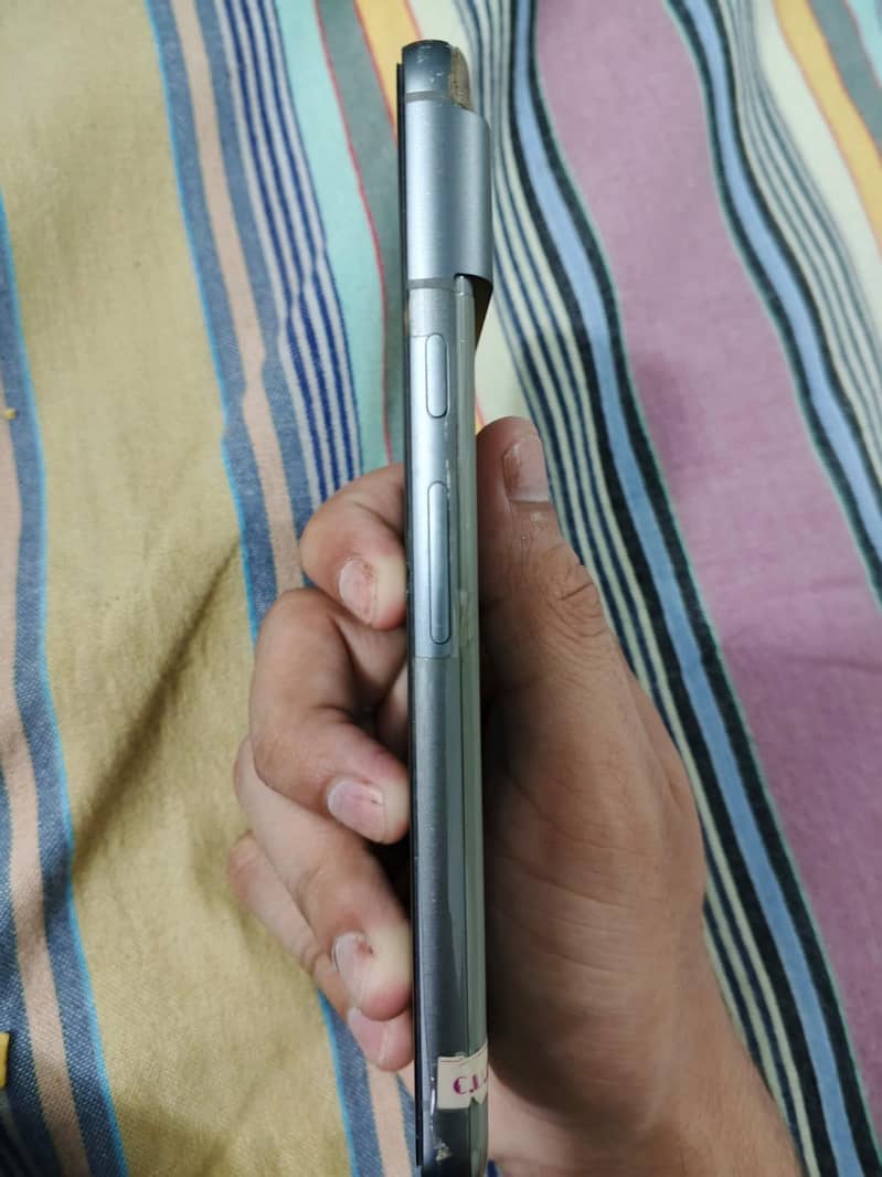 Google Pixel 8 3