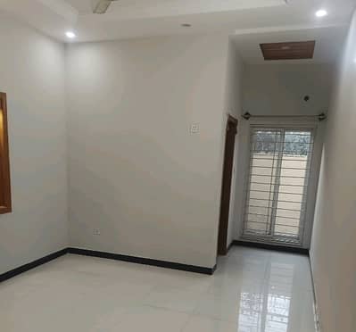 7 Marla Lower Portion For rent In The Perfect Location Of E-11/4