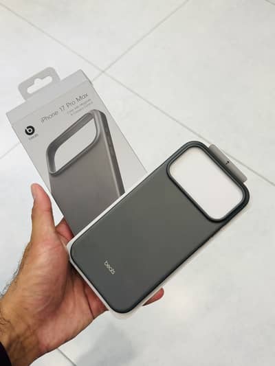 Beats Original Iphone 17 pro max case