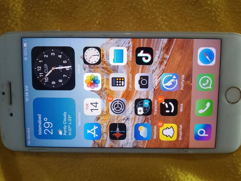 Apple iPhone 7 Plus 0