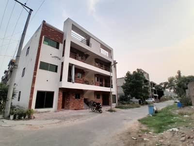 Spacious On Excellent Location Flat Is Available For sale In Ideal Location Of Dawood Residency - Ali Block