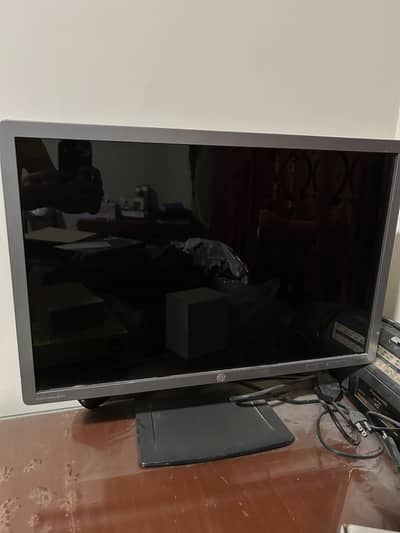 HP ELITEDISPLAY E24li New condition
