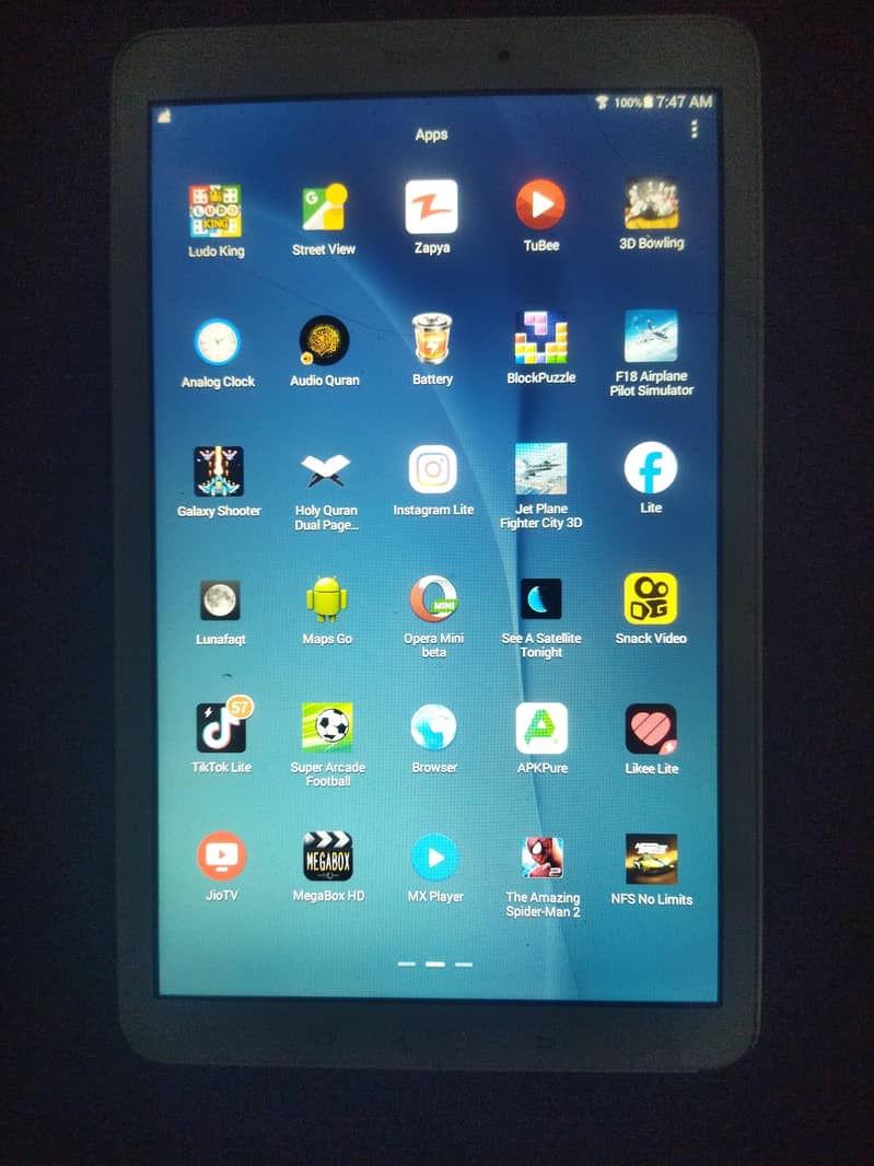 Sumsung galaxy Tab E 4