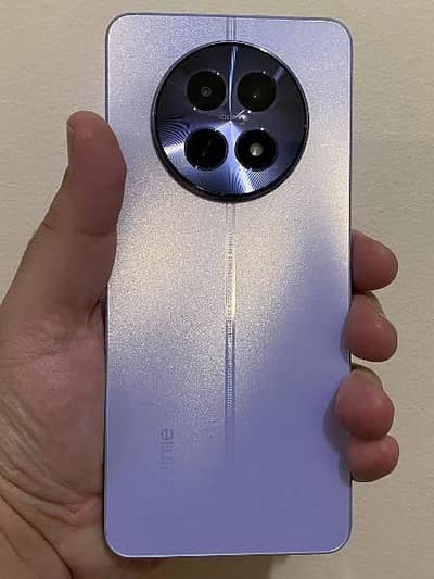 RREALME 12 PLUS ~ LIKE NEW