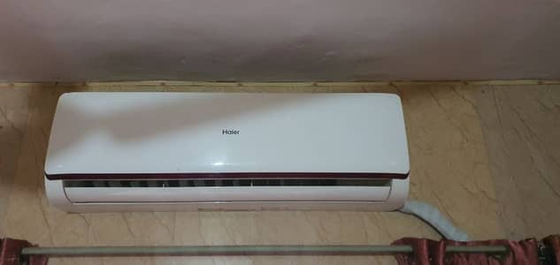 Haier AC 1.5ton. Working Condition with Gas and Pipe