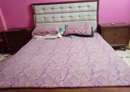 DUBAI BOUGHT BED SET FROM HOMECENTER URGENT SALE