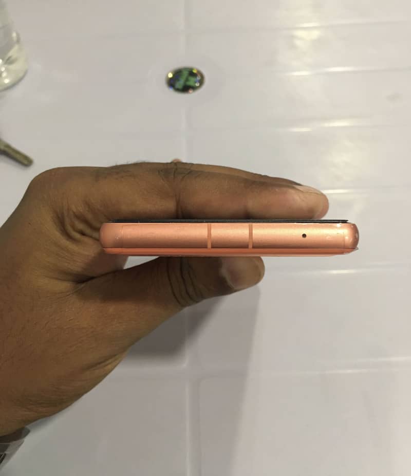 Google Pixel 7a 4