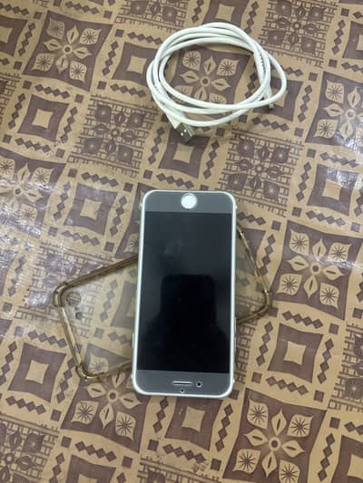 Apple iPhone 7