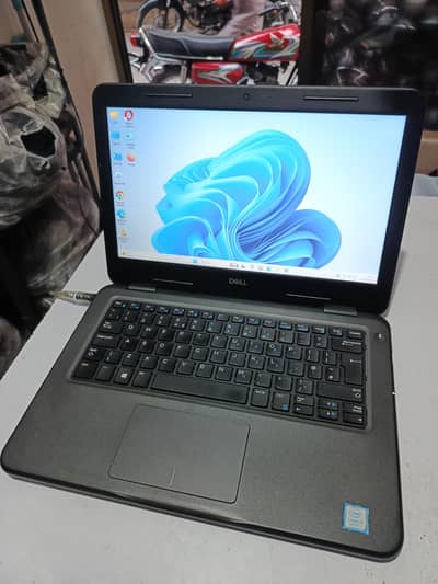 Dell Latitude 3300 8th gen