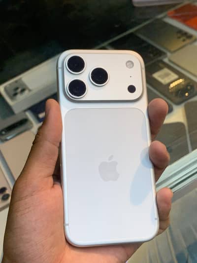 iphone 17 Pro 256Gb official pta Approved 45 cycles 10/9 with box