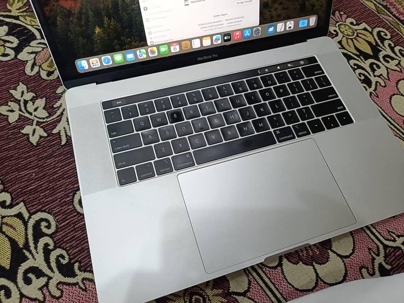 Apple MacBook Pro 2019 | Excellent Condition | Original Charger 6