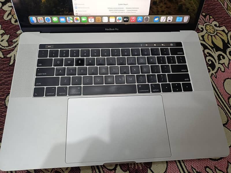 Apple MacBook Pro 2019 | Excellent Condition | Original Charger 11