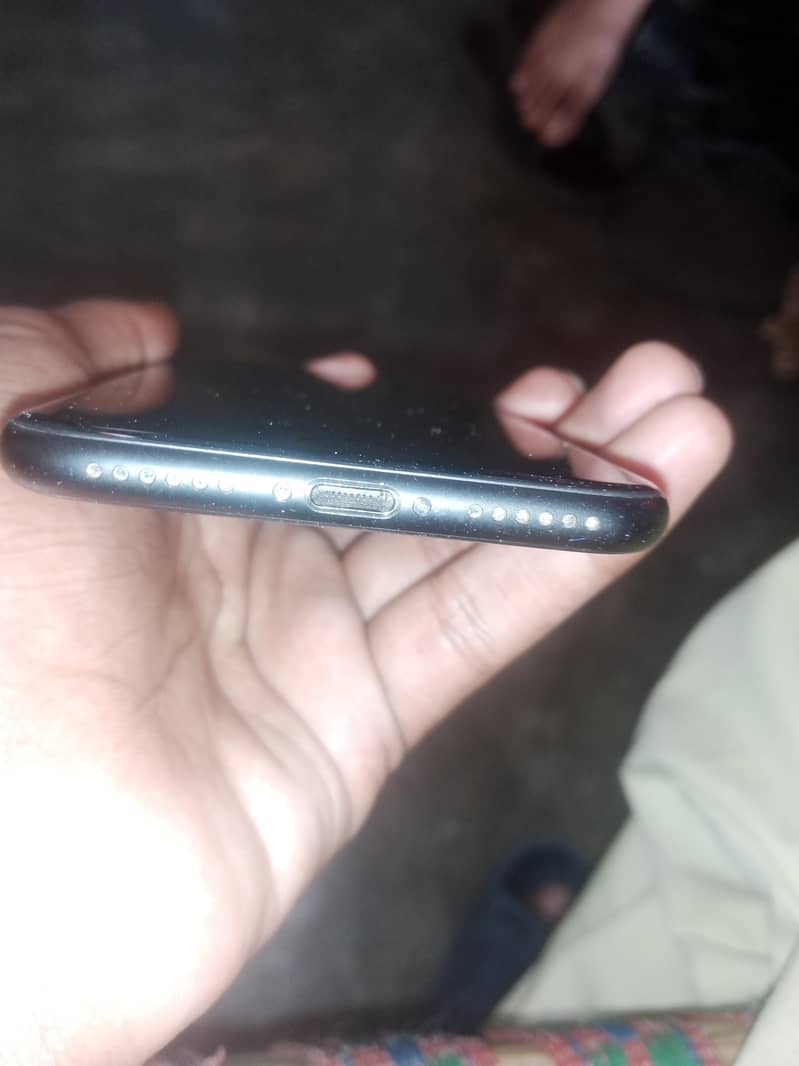 Apple iPhone 7 5
