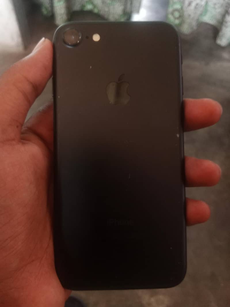 Apple iPhone 7 9