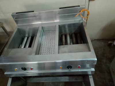 commercial deep fryer