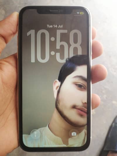 Apple iPhone 11