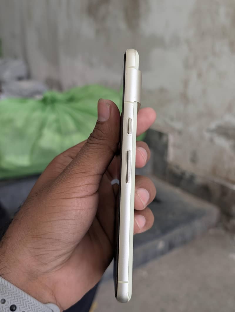 Google Pixel 7 3