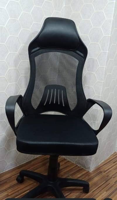 Revolving chair