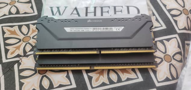 Corsair Vengeance RGB Pro 8gb 2 RAM total 16gb 3200mhz CL16 DDR4