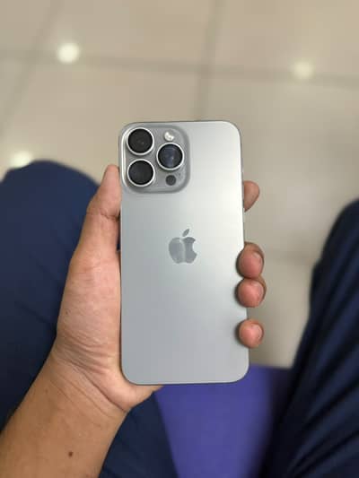 Apple iPhone 15 Pro Max with box factory unlocked