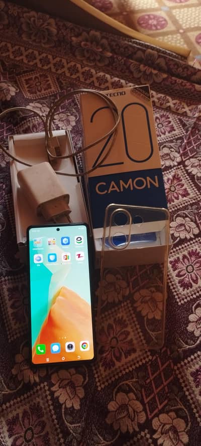 Tecno CAMON 20