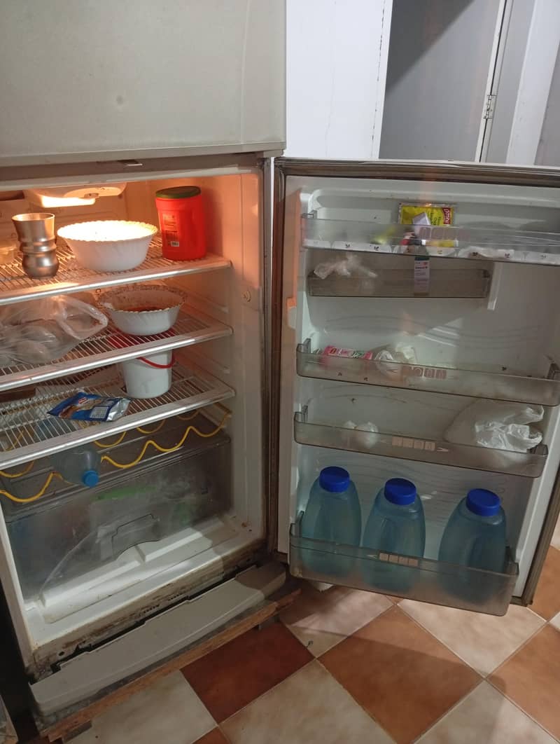 refrigerator 1