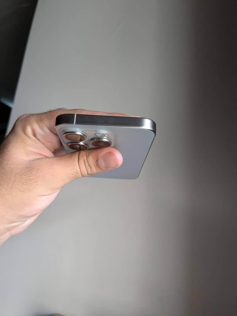 iPhone 15 Pro 5