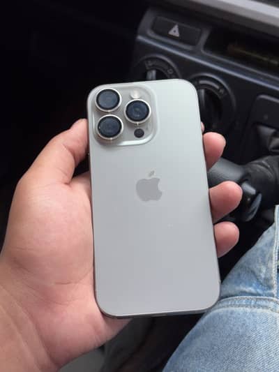 Apple iPhone 16 Pro || 128 GB