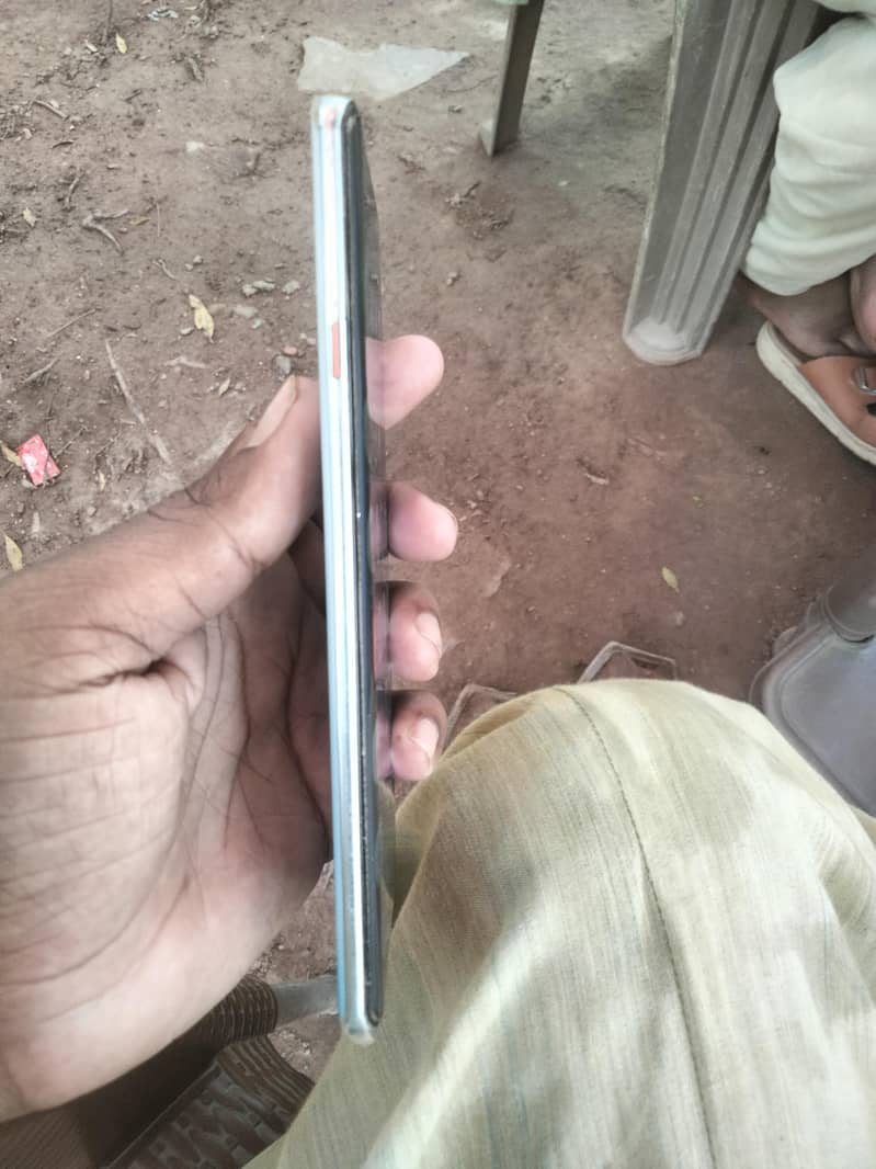 Tecno CAMON 40 Pro 6