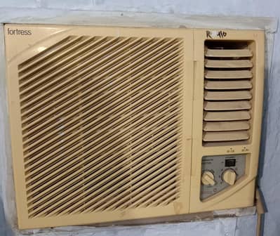 Fortress 0.75 Ton window AC for sell